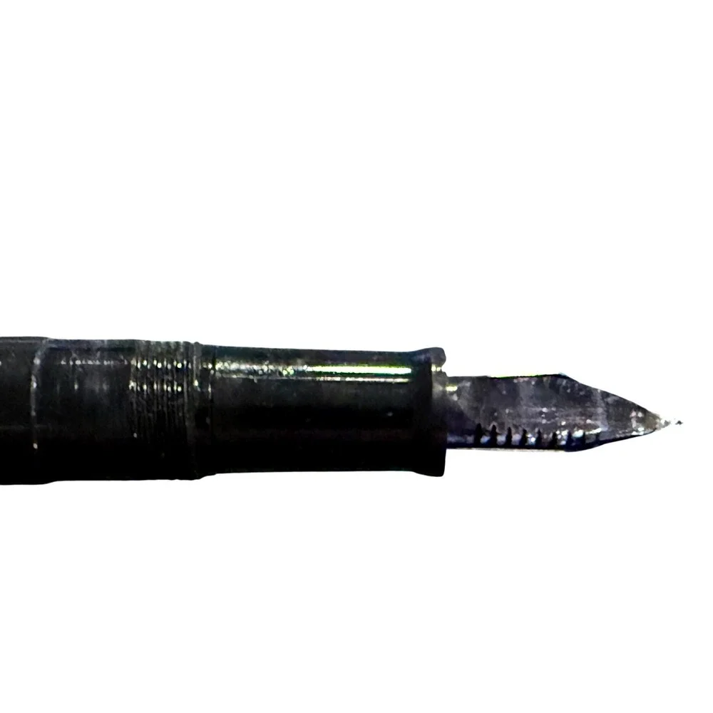 Vintage Wearever Fountain Pen Black Barrel Stainless Cap Lever Fill USA Retro